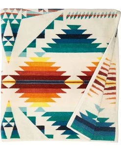Pendleton Oversized Jacquard Towel | Water Sports