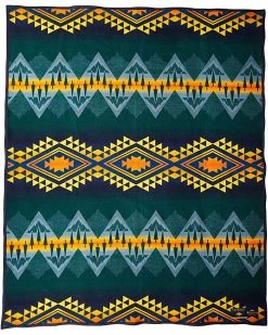 Pendleton Jacquard Blanket Robe | Bedding